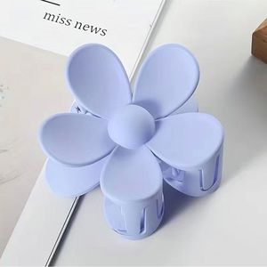 8 Pcs flower hair Claws, Hair Clips